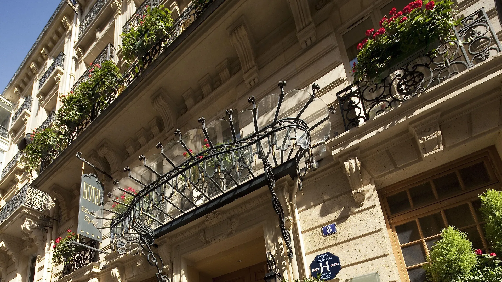 Chambiges Elysees Hotel 4*