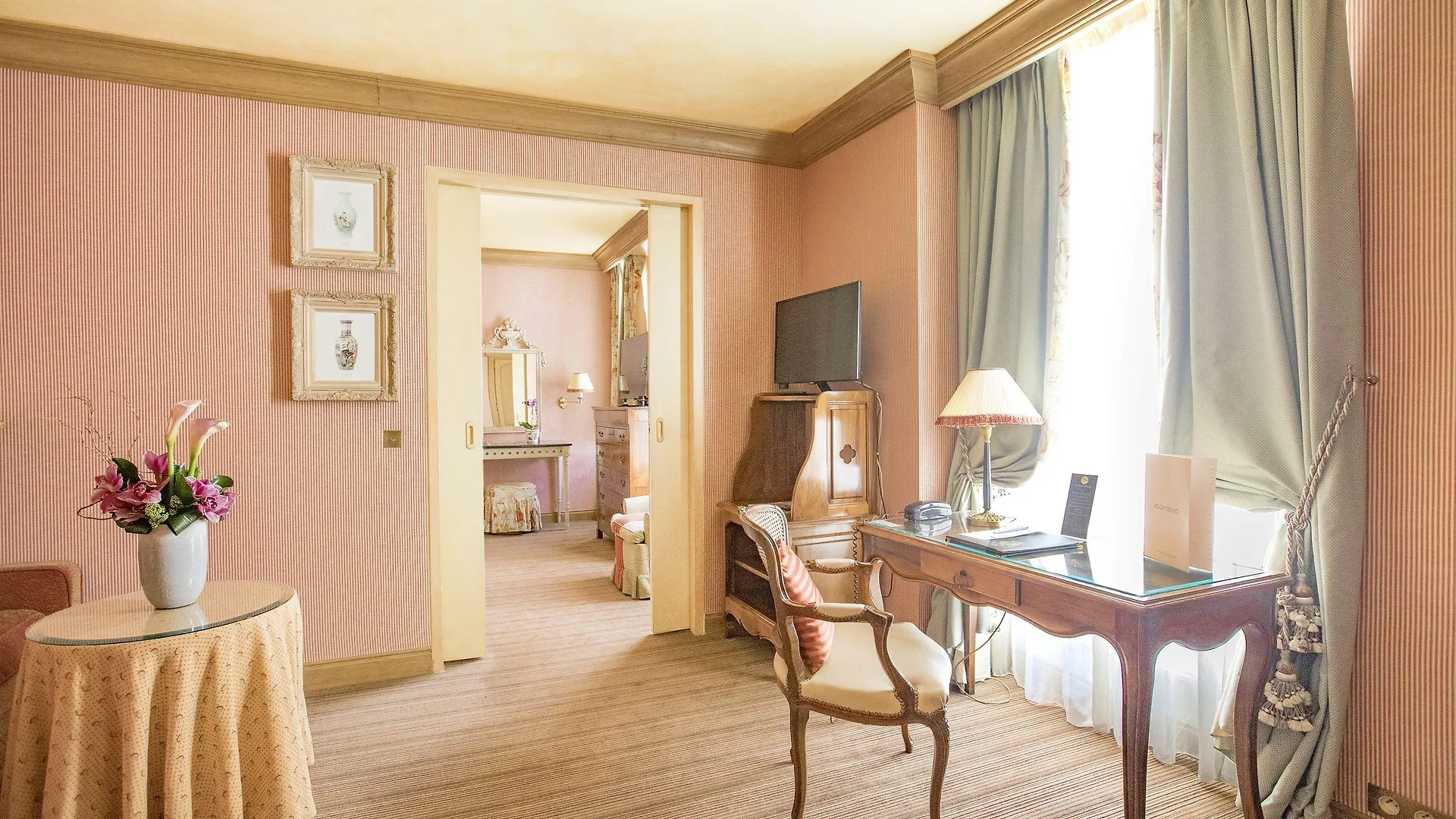 Chambiges Elysees 4* Paris