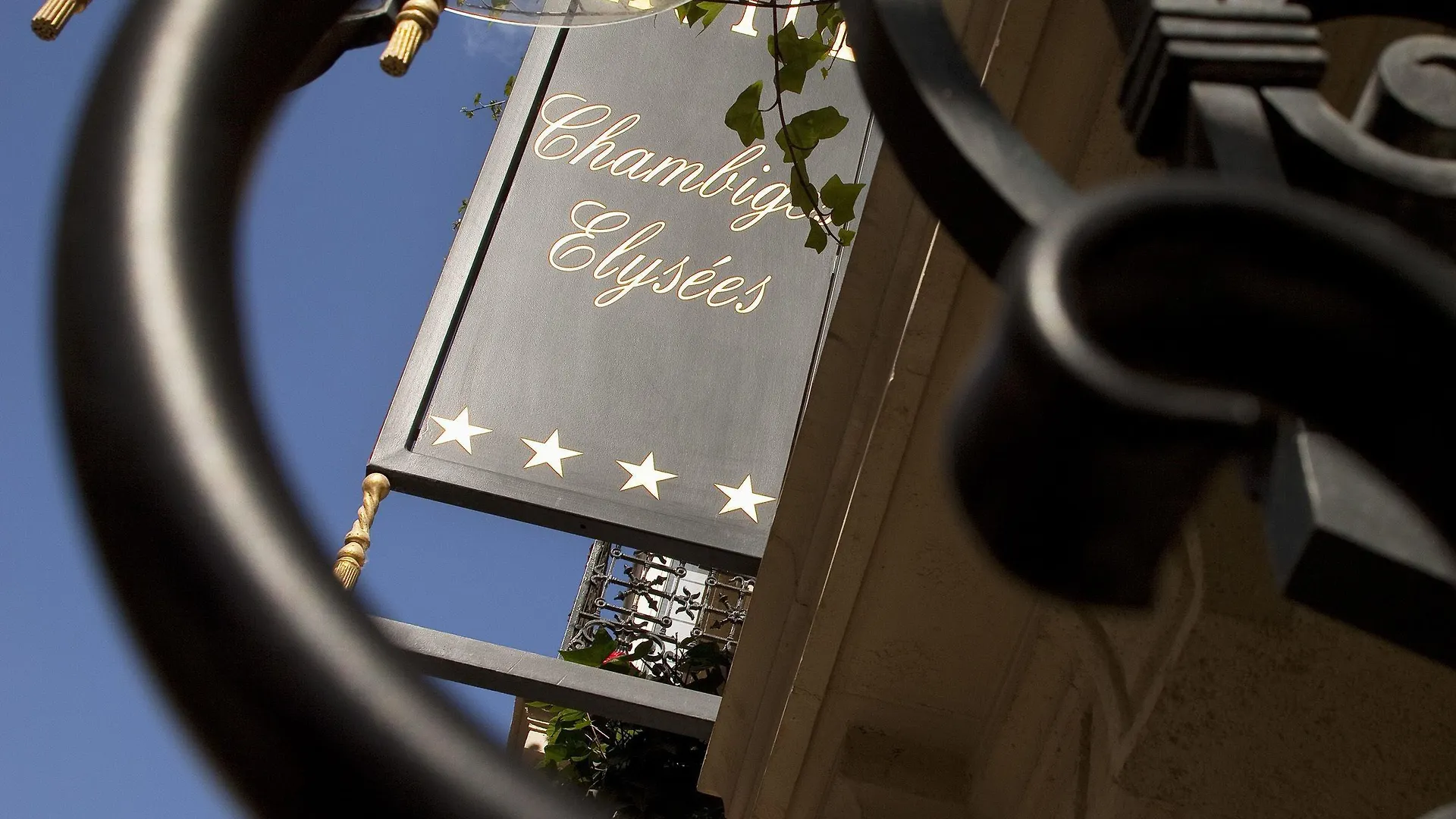 Hotel Chambiges Elysees Paris